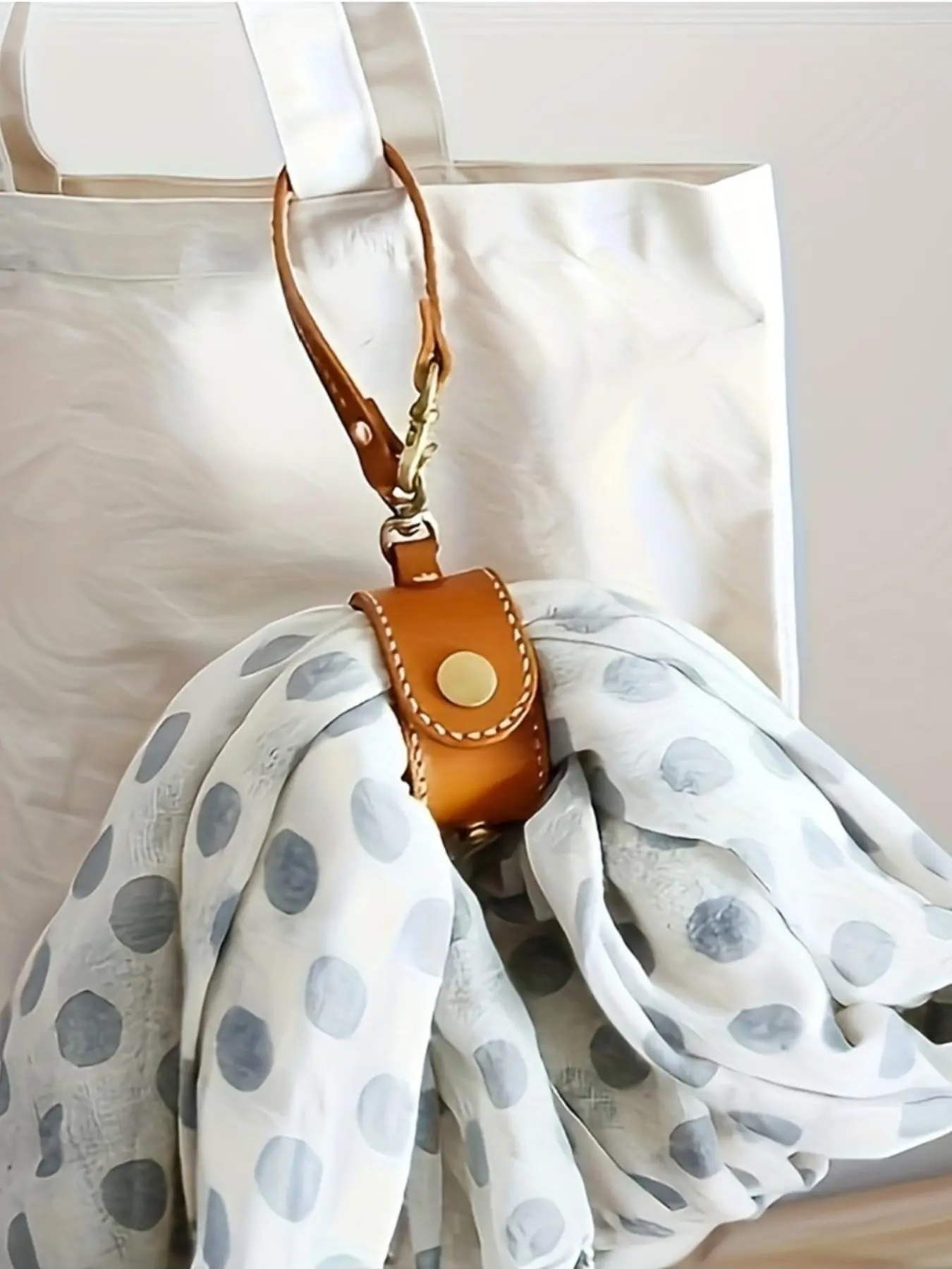Travel Accessories In Store - 1pc Hands Free Multi Functional Travel