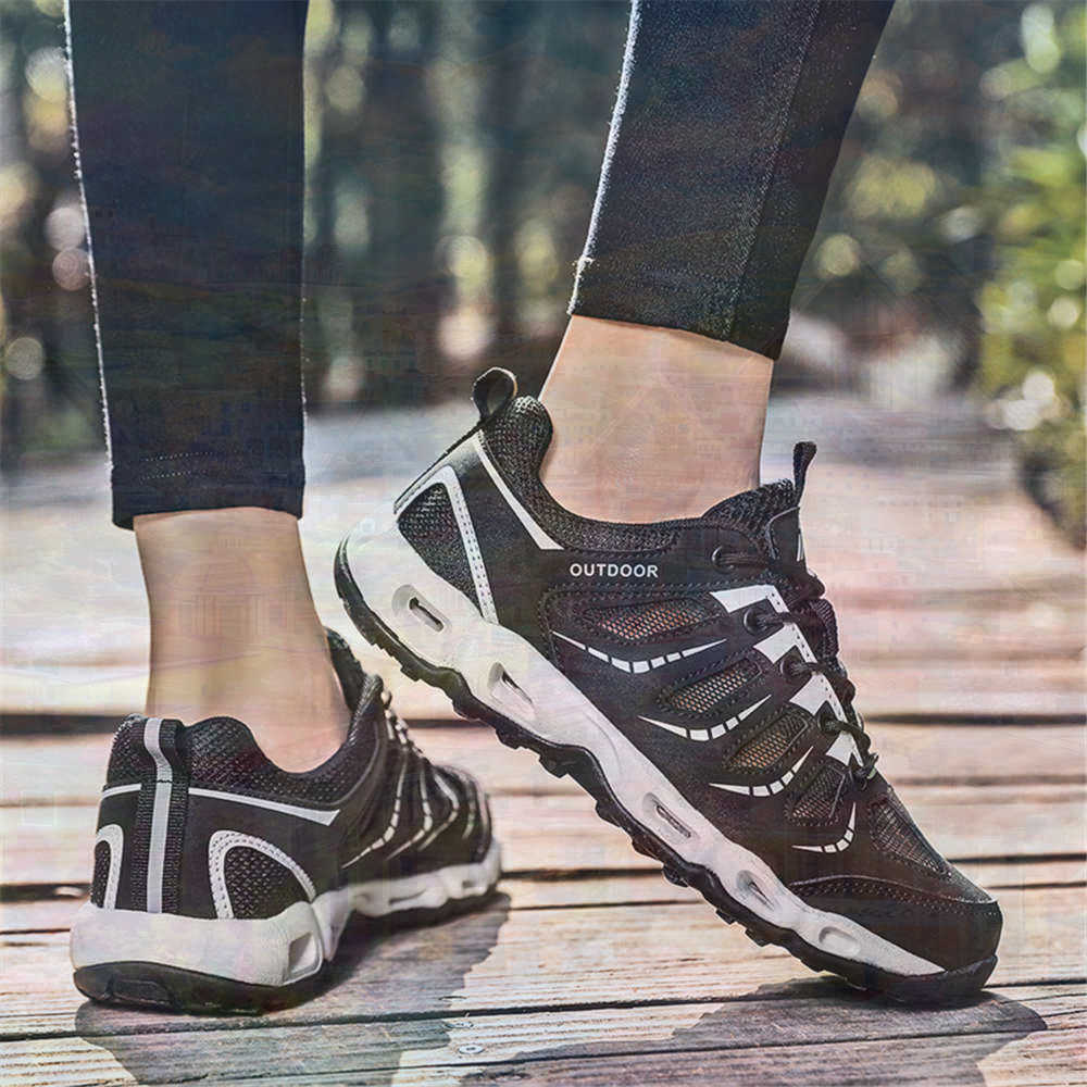 Sumer Round Tip Silver Sneaker - đánh giá và giá Travel Accessories In Store