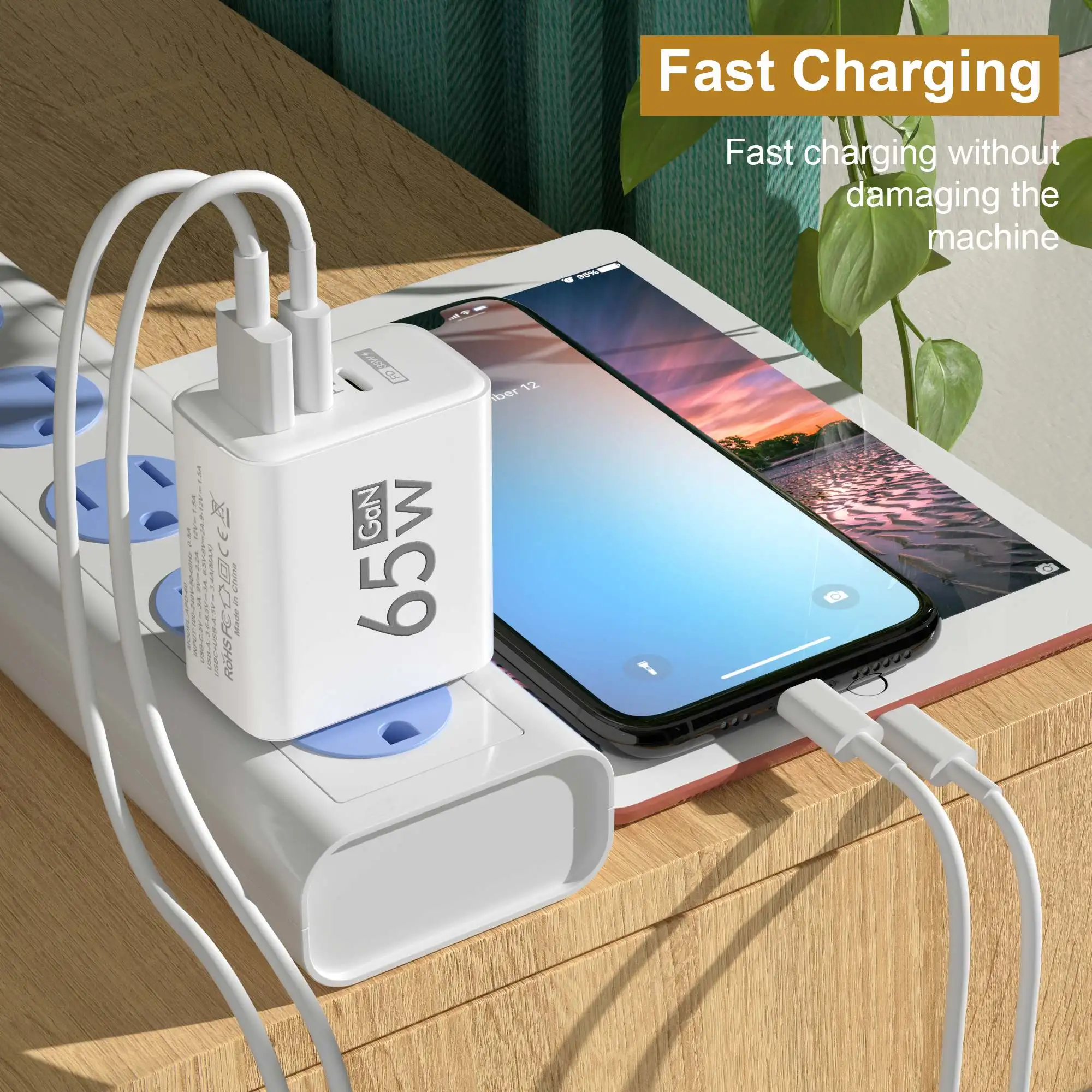 Foldable 65W GaN 3‑Port USB‑C  - đánh giá và giá Travel Accessories Inc