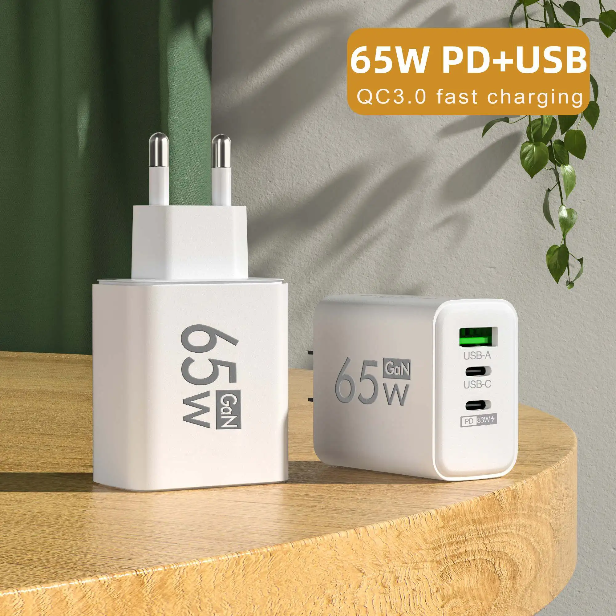 Foldable 65W GaN 3‑Port USB‑C  - đánh giá và giá Travel Accessories Inc